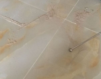 定远瓷砖空鼓维修公司分享粘合剂选择不当在瓷砖铺贴过程中可能导致以下问题
